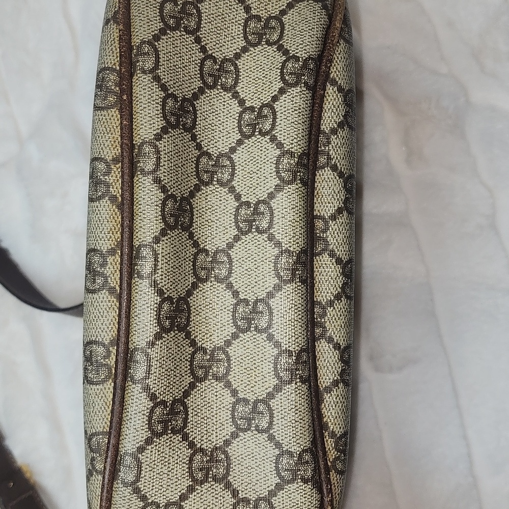 Vintage Gucci Sherry Line Crossbody - Picture 10 of 10